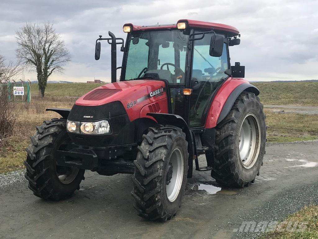 Case IH Farmall 85A الجرارات