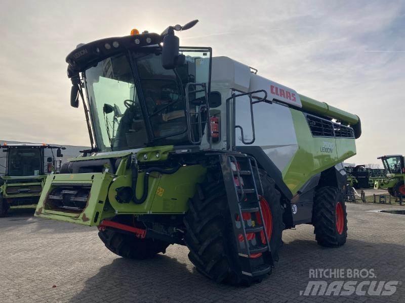 CLAAS LEXION 7500 حصادات