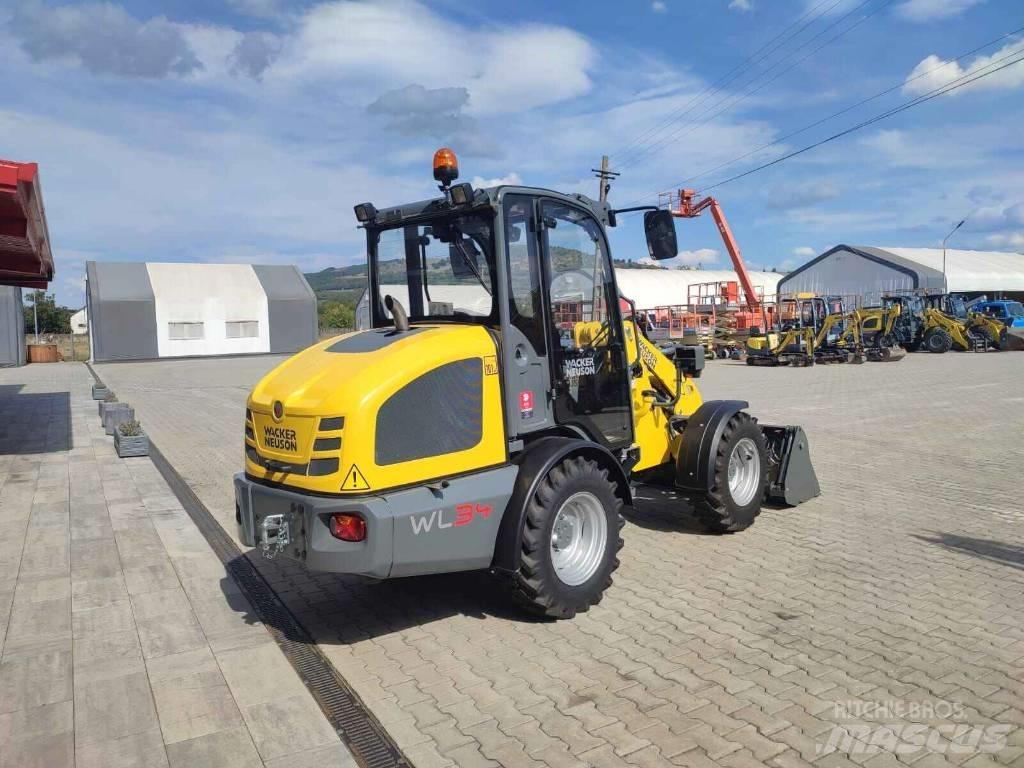 Wacker Neuson WL 34 لوادر بعجل