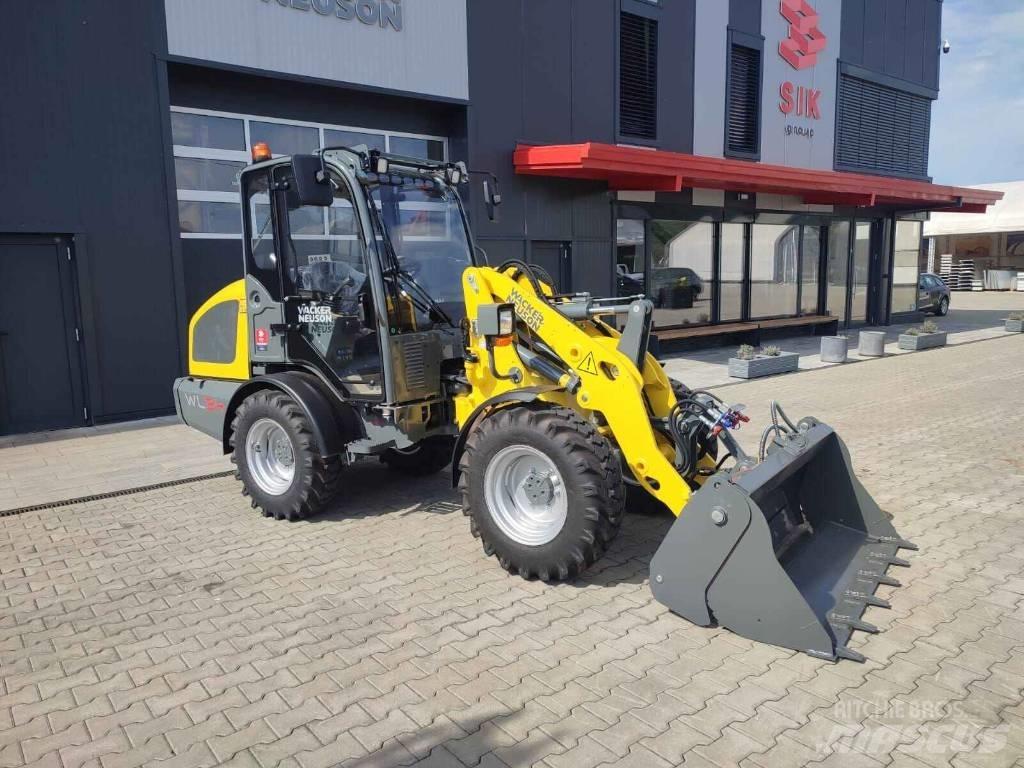 Wacker Neuson WL 34 لوادر بعجل