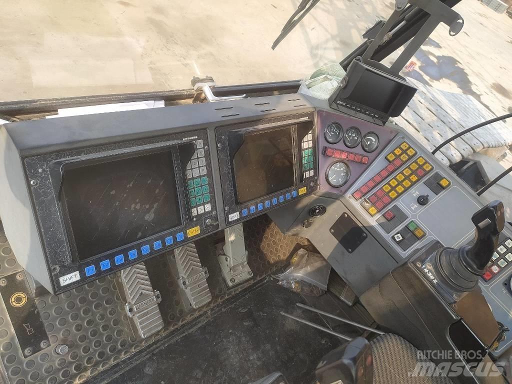 Liebherr LR 1400-2 رافعات مجنزرة