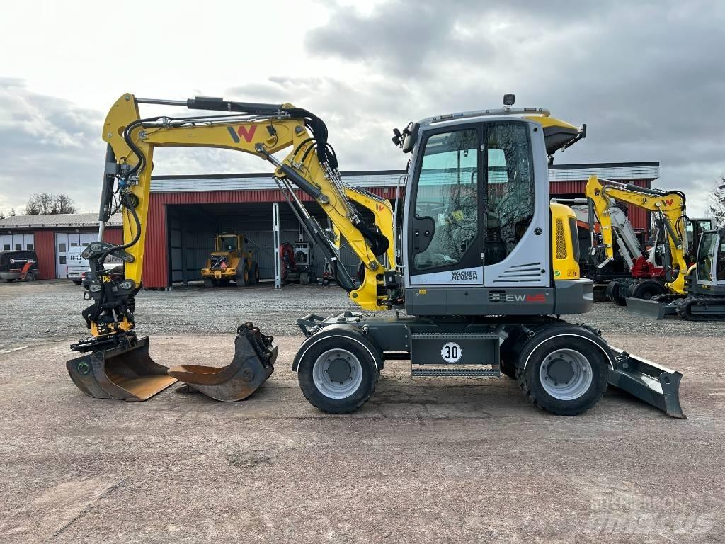 Wacker Neuson EW65 حفارات بعجل