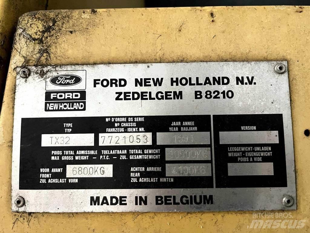 New Holland TX32 حصادات
