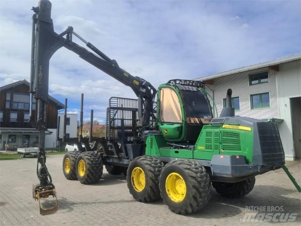 John Deere 1210 G شاحنات