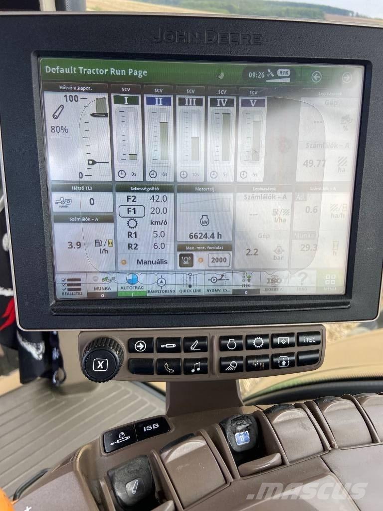 John Deere 8370 R الجرارات