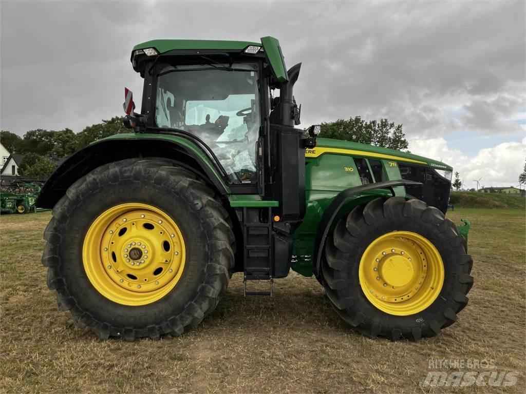 John Deere 7R 310 الجرارات