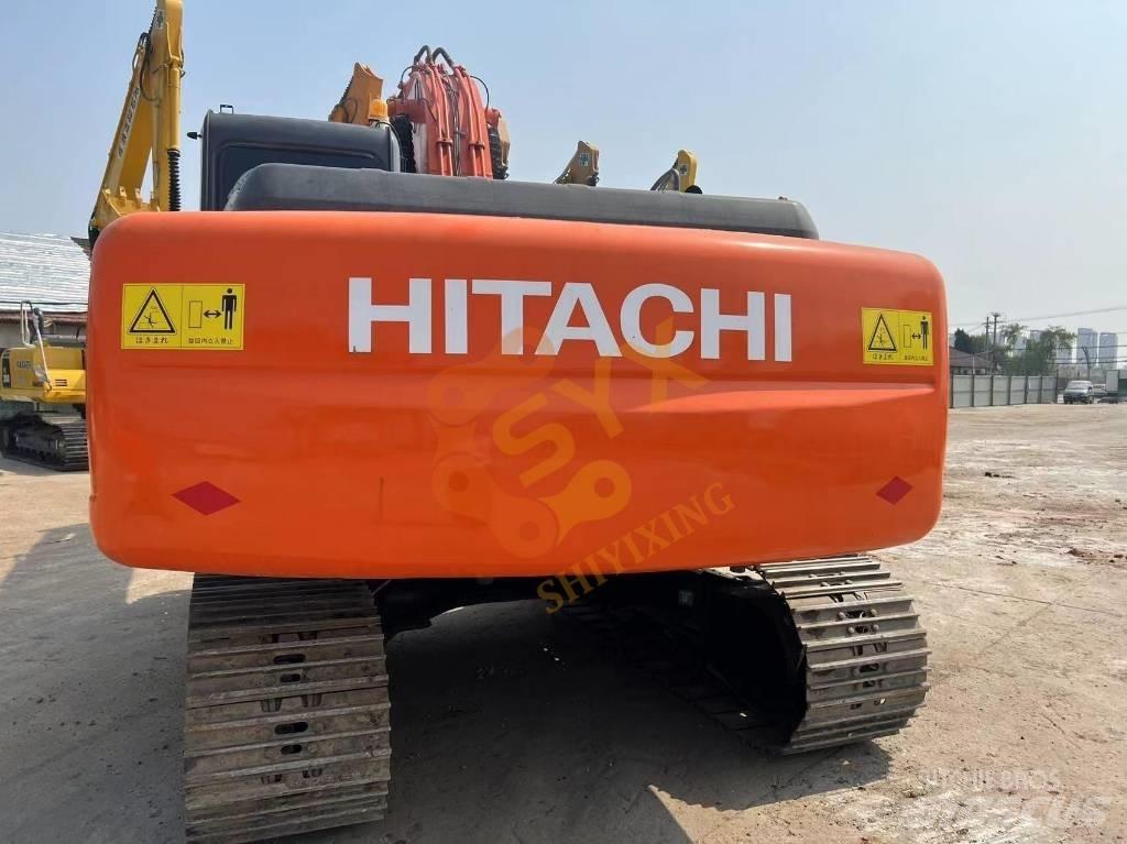 Hitachi ZX 210-3 G حفارات زحافة