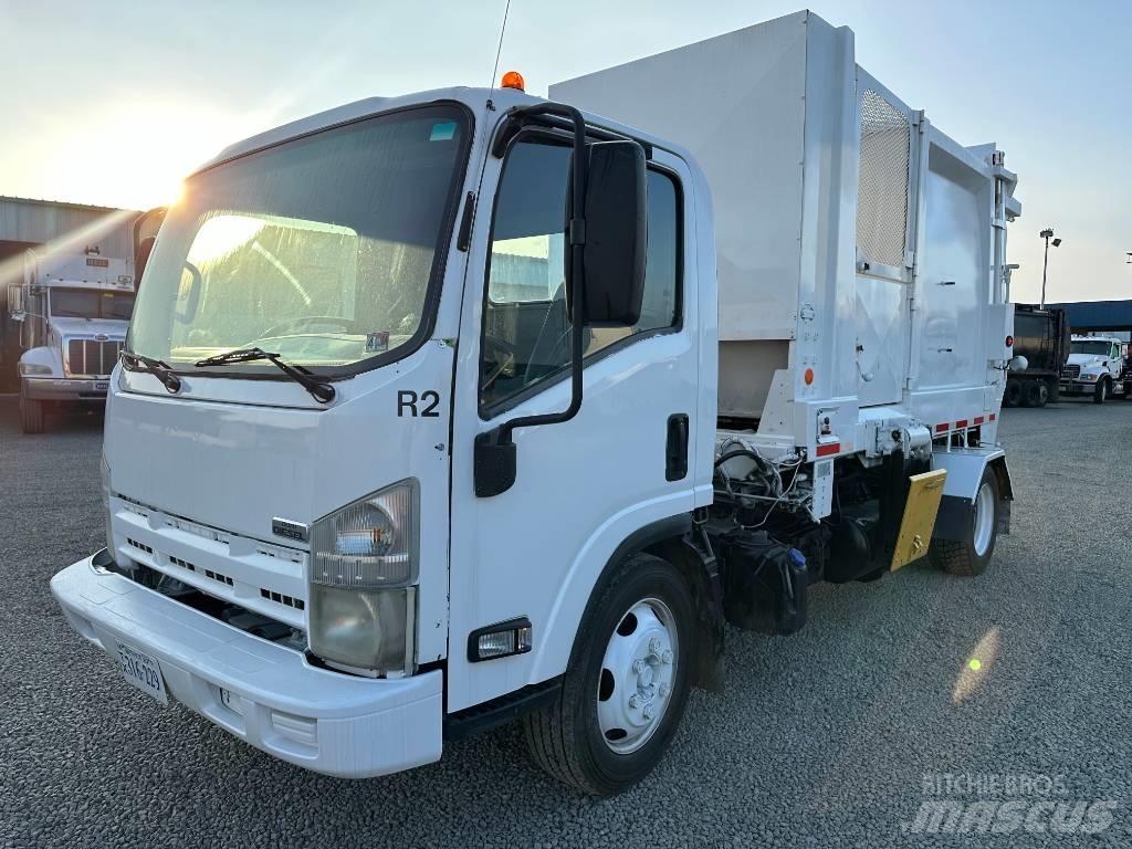 Isuzu NRR شاحنات المخلفات