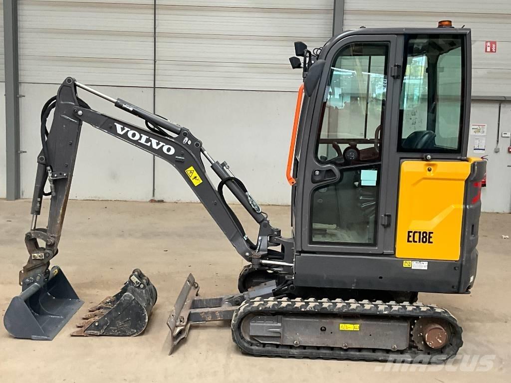 Volvo EC 18 E حفارات صغيرة أقل من 7 طن (حفارات صغيرة)