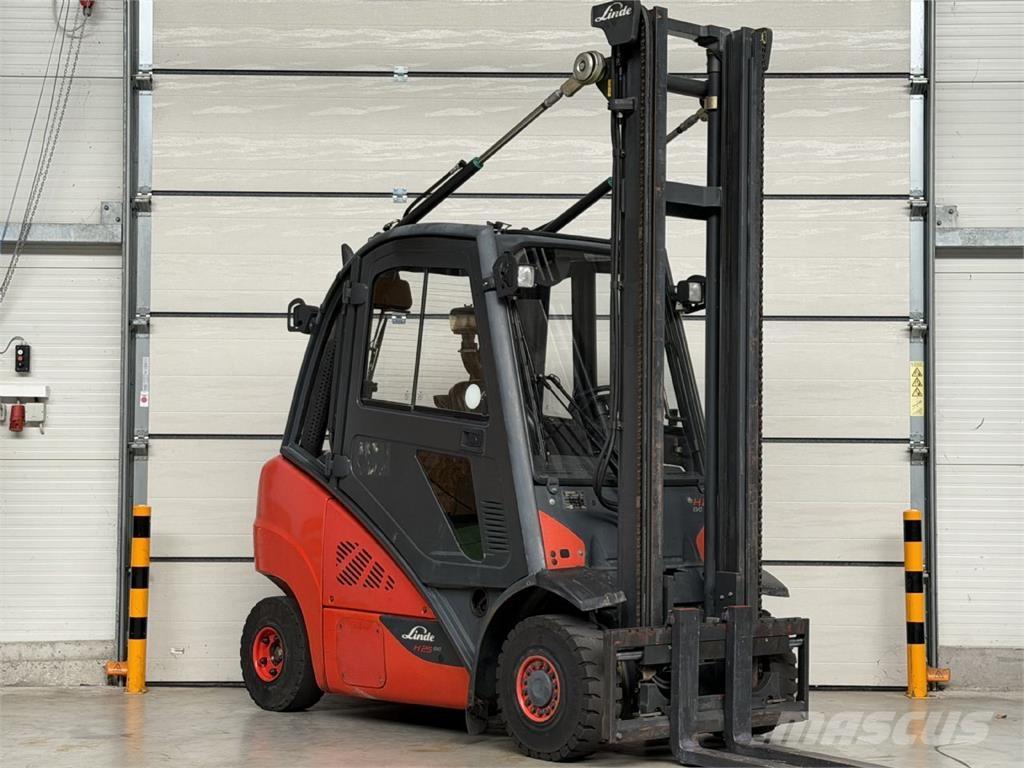 Linde H25D-02 شاحنات الديزل
