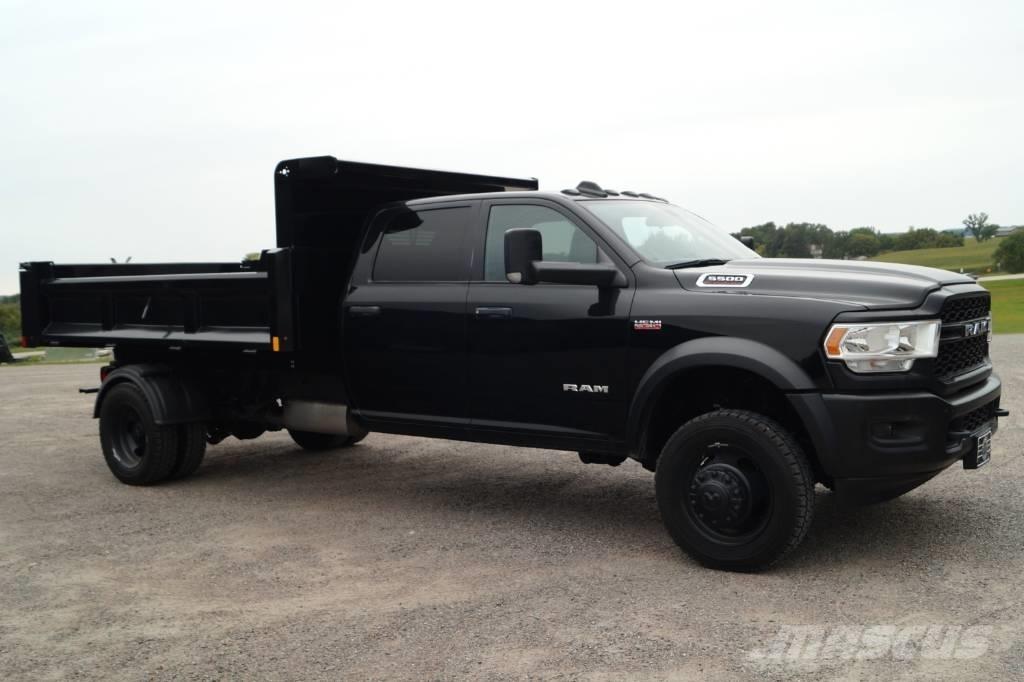 RAM 5500 TRADESMAN شاحنات قلابة
