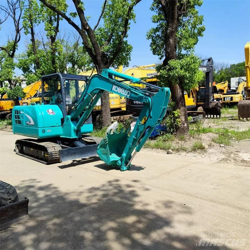 Kobelco SK 60 حفارات زحافة