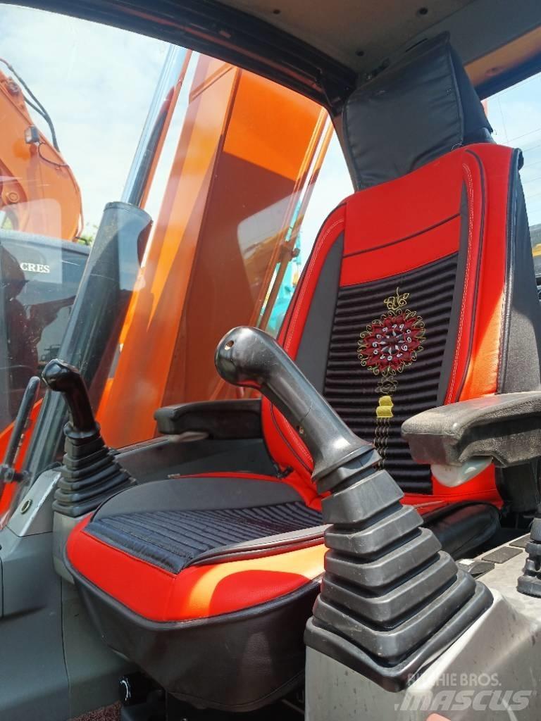 Doosan DX 75 حفارات زحافة