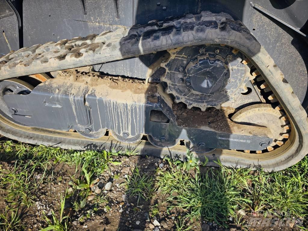 John Deere 317 G لوادر انزلاقية التوجيه