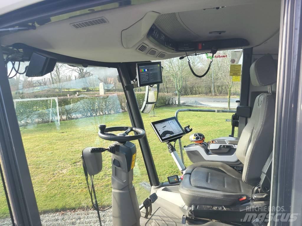 CLAAS Lexion 7700 TT حصادات