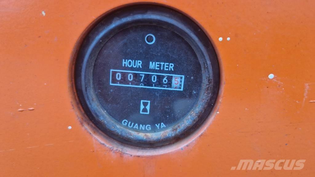 Dingli JCPT 1412 DC رافعات مقصية الشكل