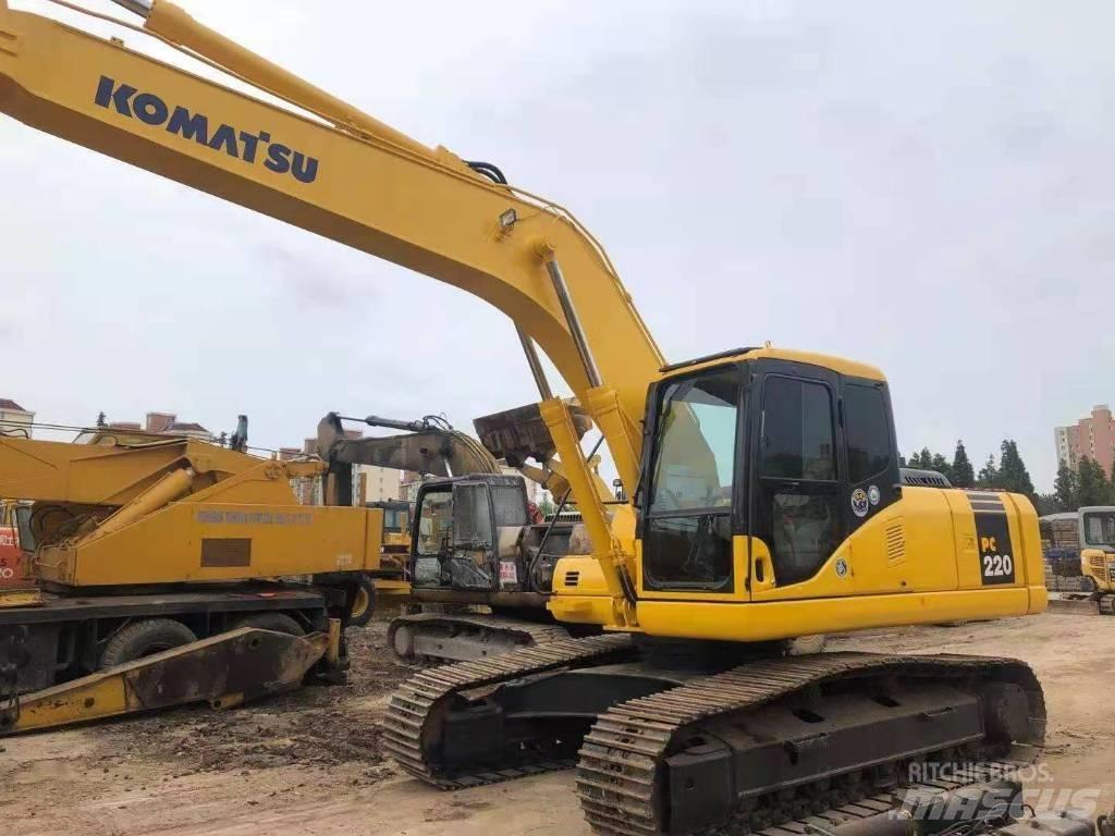 Komatsu PC 220-7 حفارات زحافة