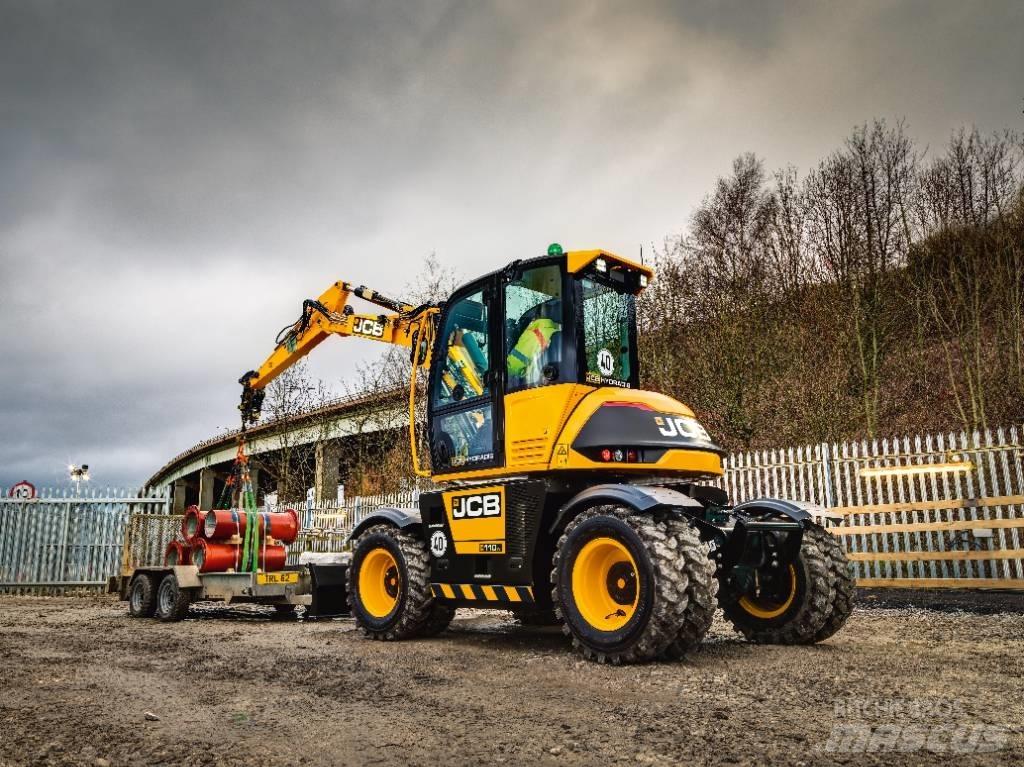 JCB Hydradig 110W حفارات بعجل