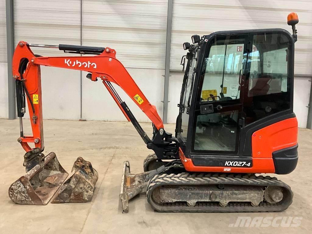 Kubota KX 027-4 حفارات صغيرة أقل من 7 طن (حفارات صغيرة)