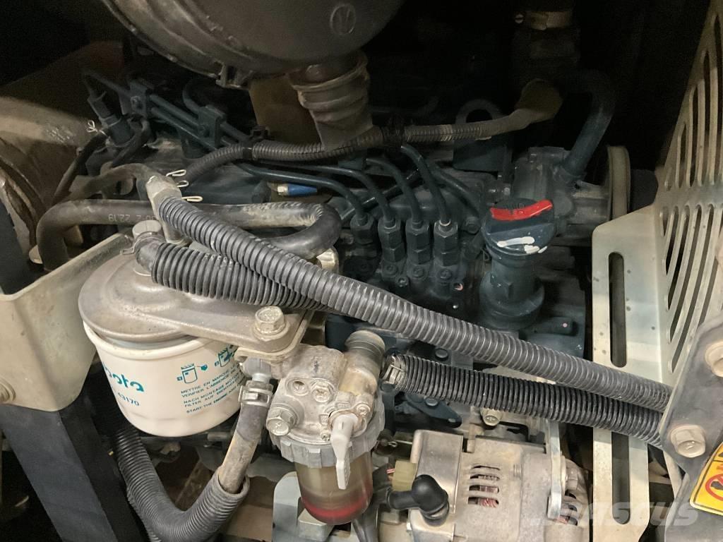 Kubota KX 027-4 حفارات صغيرة أقل من 7 طن (حفارات صغيرة)