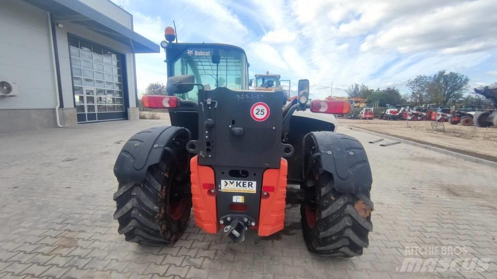 Bobcat TL 35.70 مناولات متداخلة