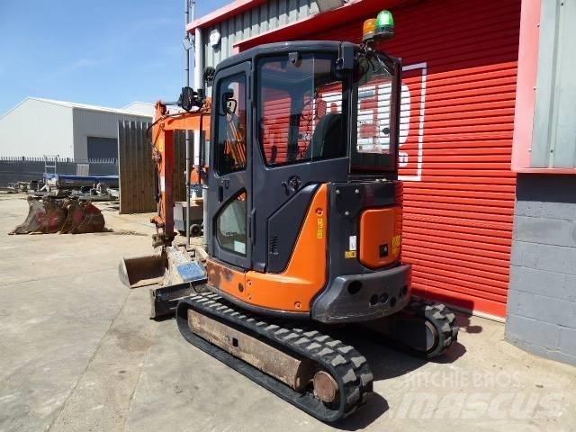 Hitachi ZX 33 U-5 A حفارات صغيرة أقل من 7 طن (حفارات صغيرة)