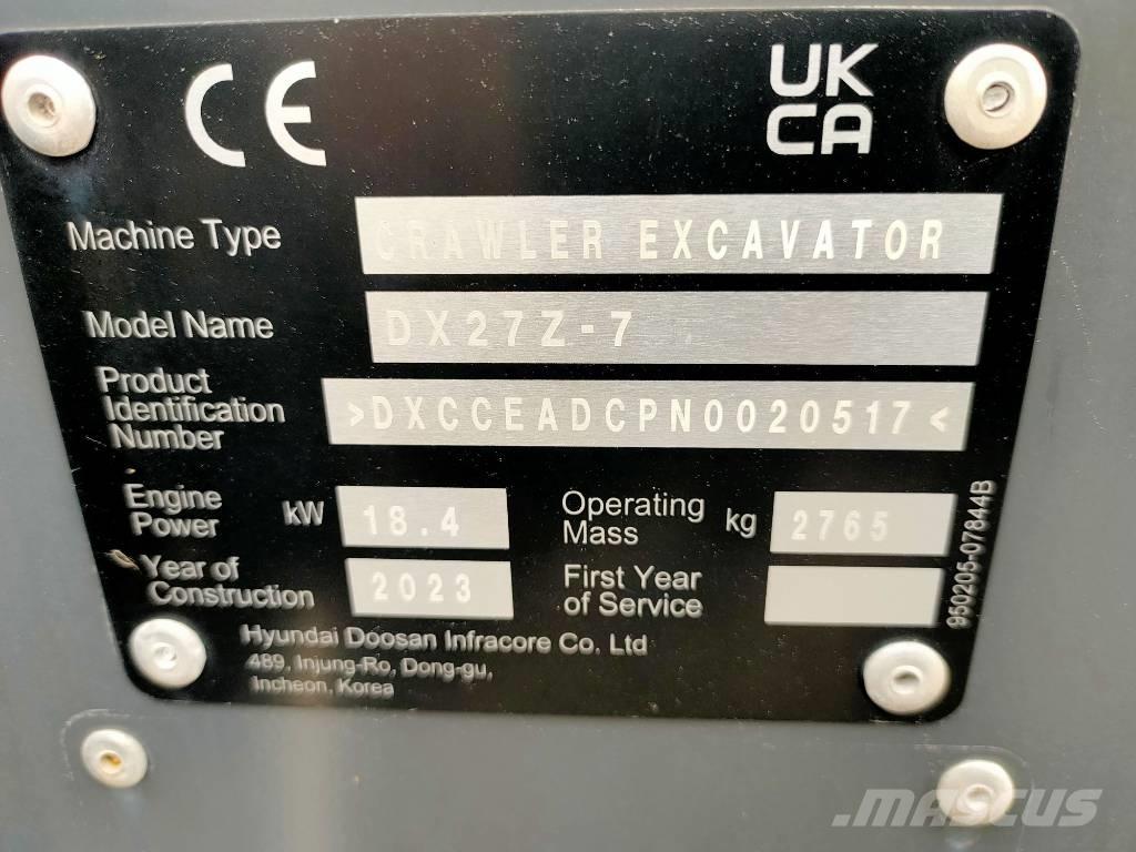 Doosan DX 27 Z حفارات صغيرة أقل من 7 طن (حفارات صغيرة)