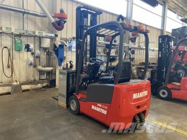 Manitou ME315 شاحنات الطرق الوعرة