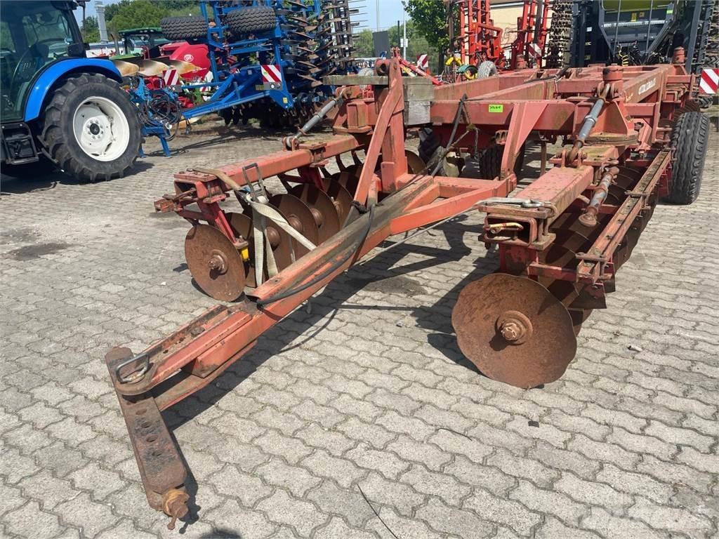 Brix Stein Gigant زحافات ساحقة