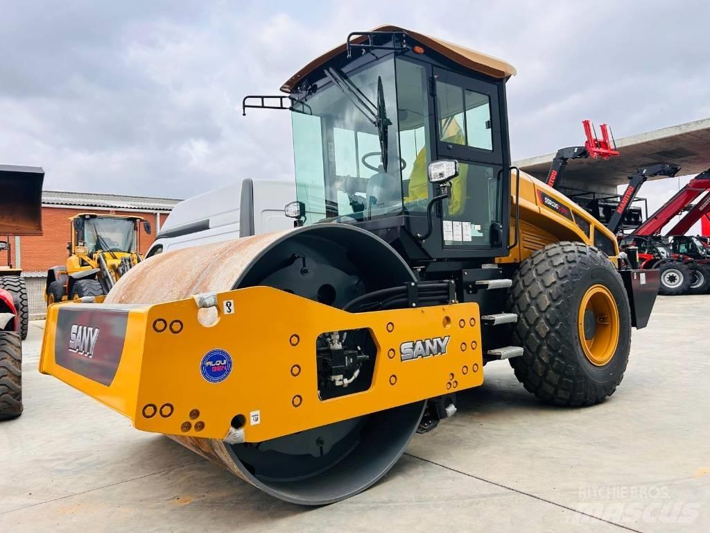 Sany SSR 130C-10H ضاغطات التربة
