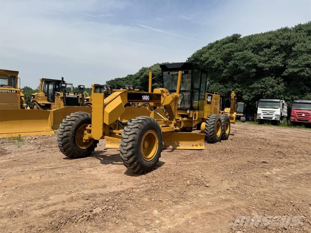 CAT 140 G معدات تمهيد الطرق