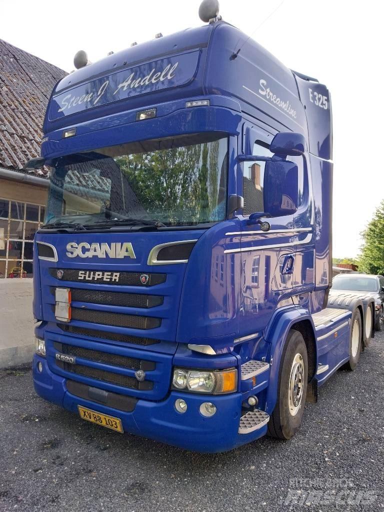 Scania R 520 وحدات الجر