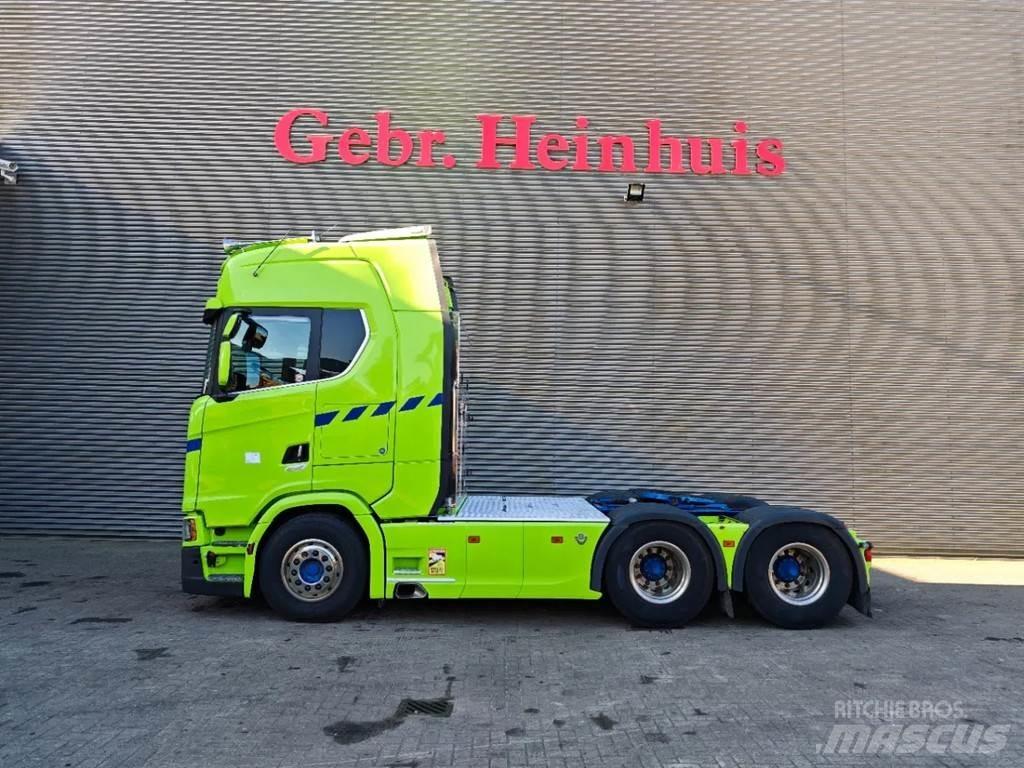 Scania S650 6x4 وحدات الجر