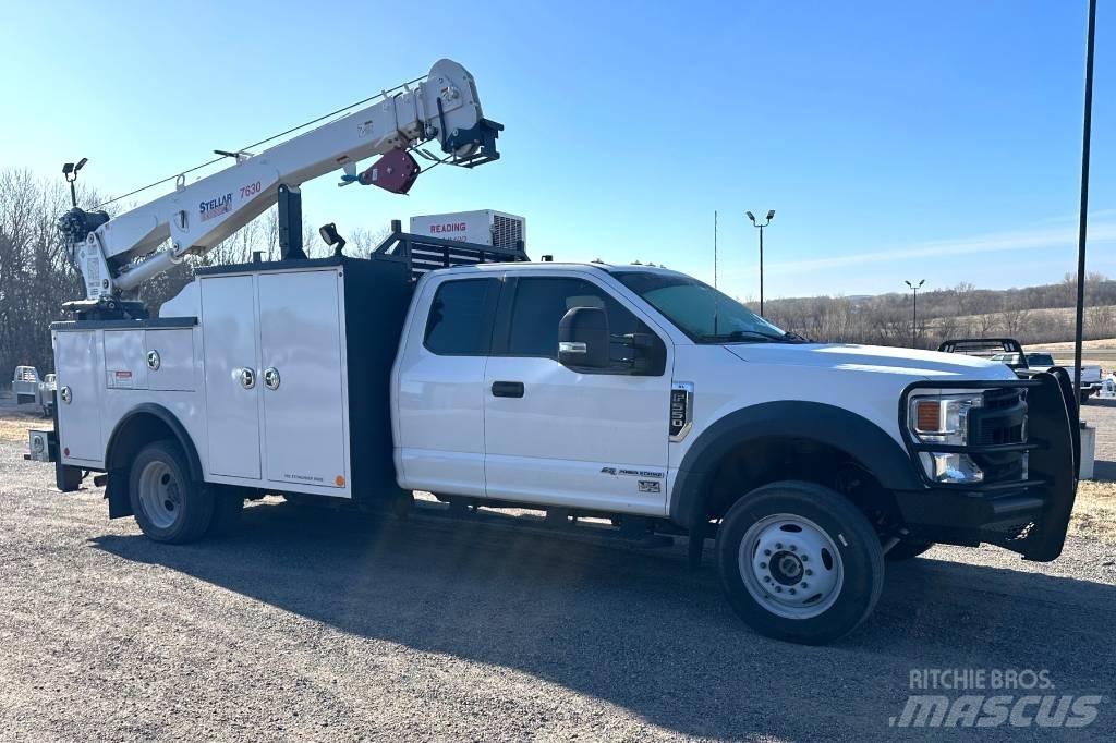 Ford F 550 XL SD رافعات مجنزرة