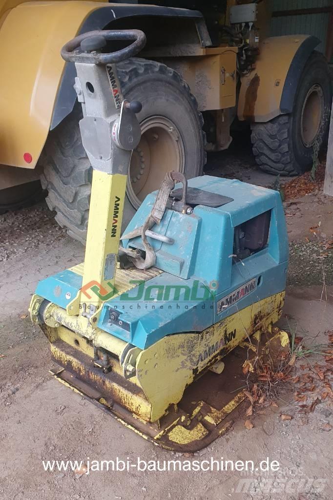 Ammann AVH 100-20 دكاكات أفقية