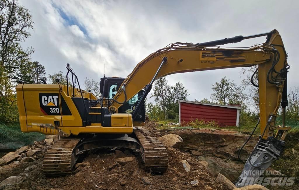 CAT 320 حفارات زحافة