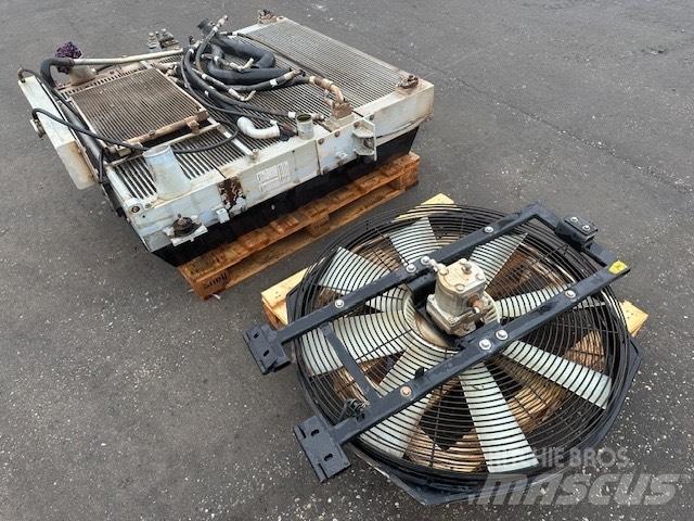 Doosan DL 450-5 مشعات