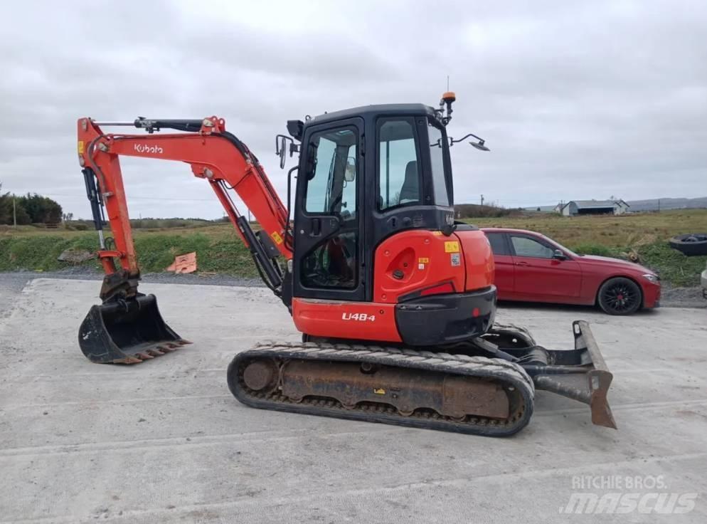 Kubota U 48-4 حفارات صغيرة أقل من 7 طن (حفارات صغيرة)