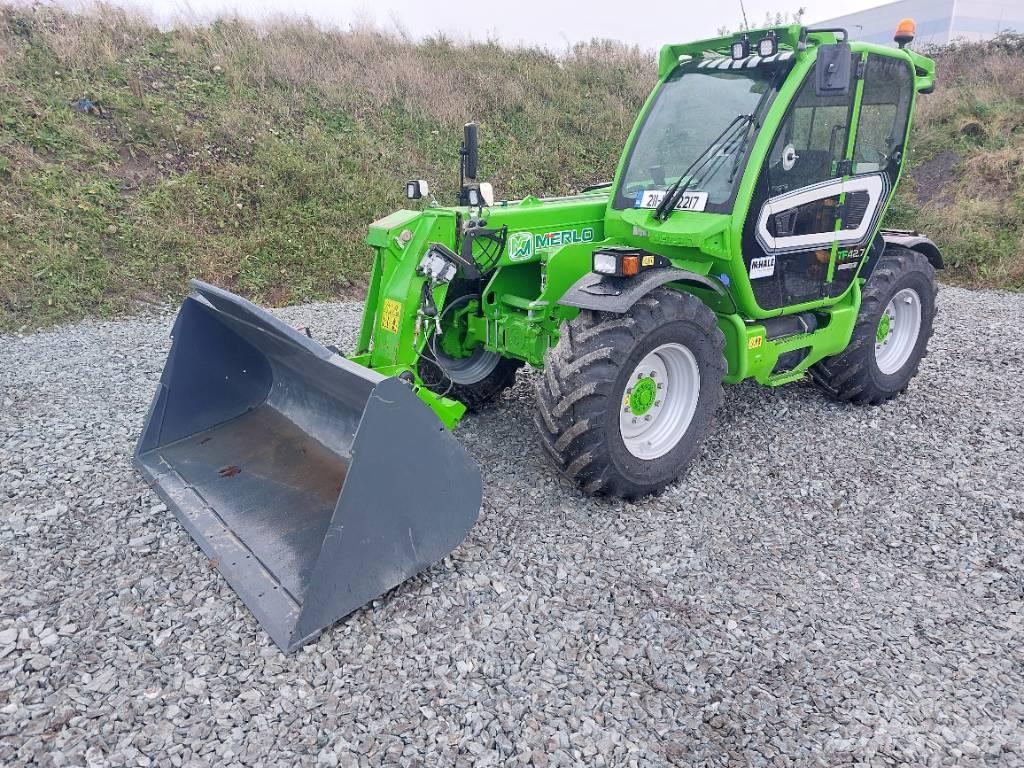 Merlo TF42.7-140 مناولات متداخلة