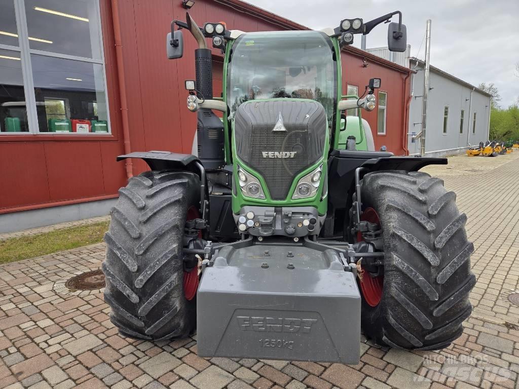 Fendt 724 Profi Plus الجرارات