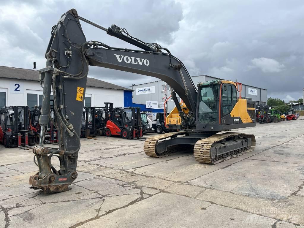 Volvo EC250ENL حفارات زحافة