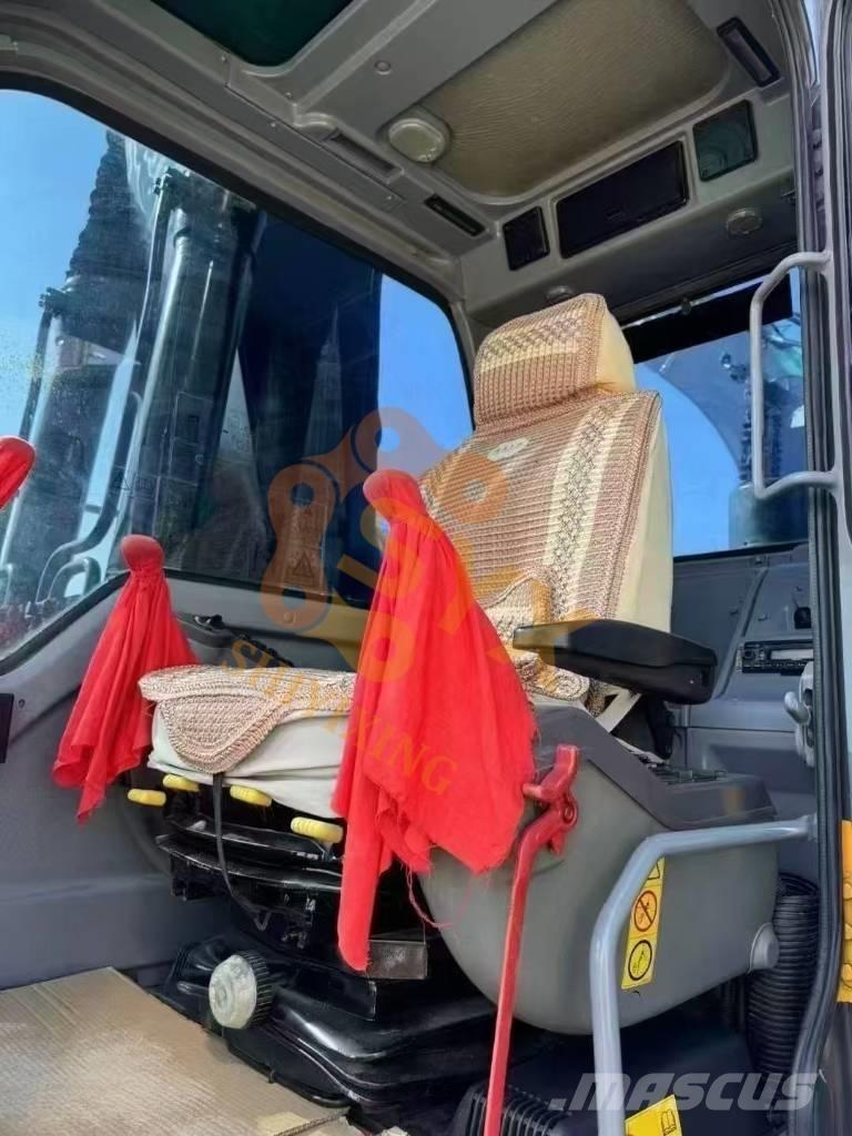 Volvo EC 240 D حفارات زحافة