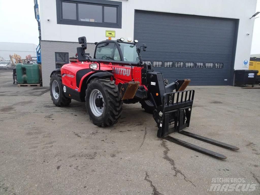 Manitou MT1033 مناولات متداخلة