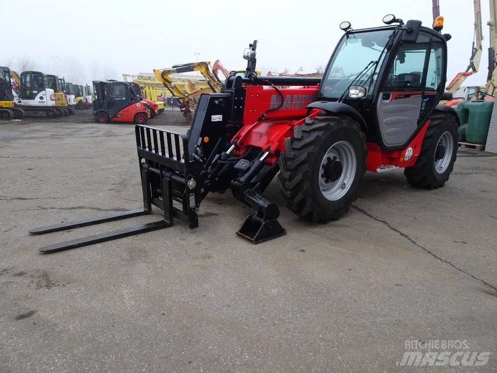 Manitou MT1033 مناولات متداخلة