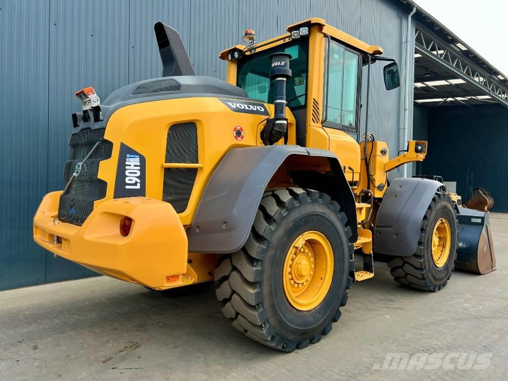 Volvo L90H لوادر بعجل