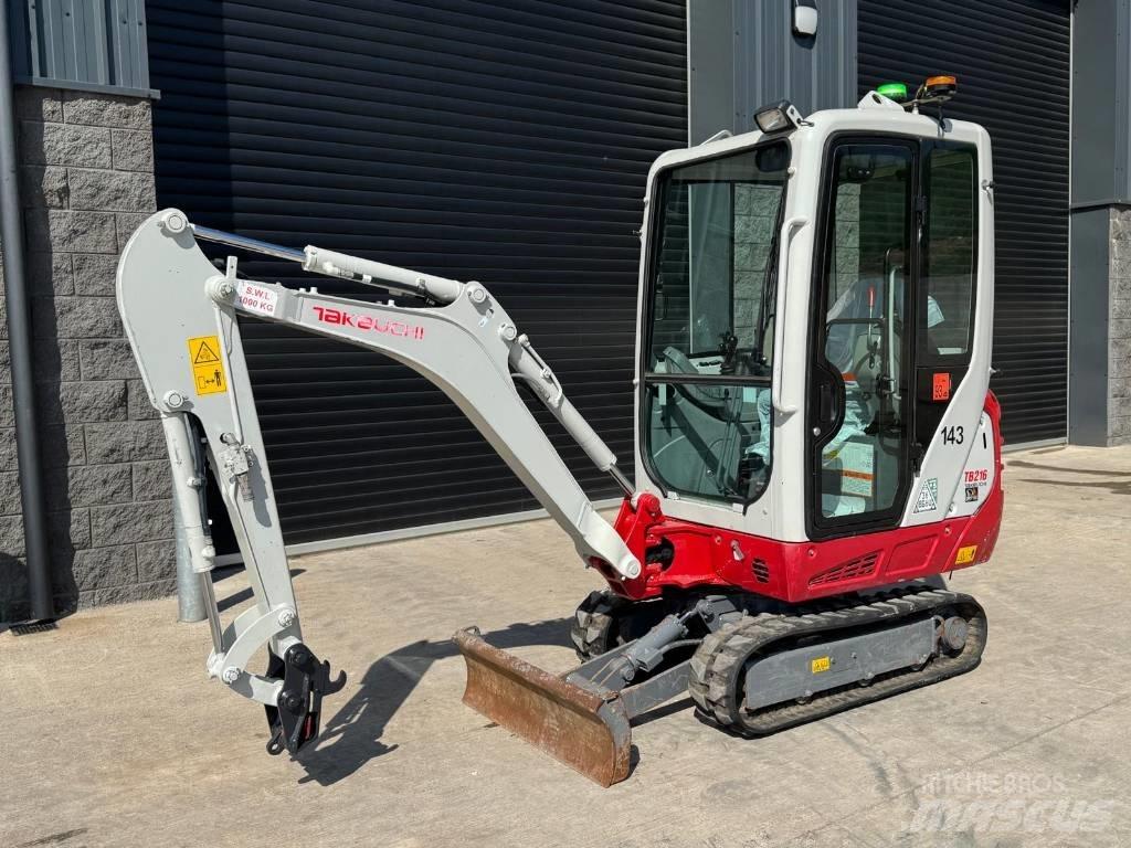 Takeuchi TB 216 حفارات صغيرة أقل من 7 طن (حفارات صغيرة)