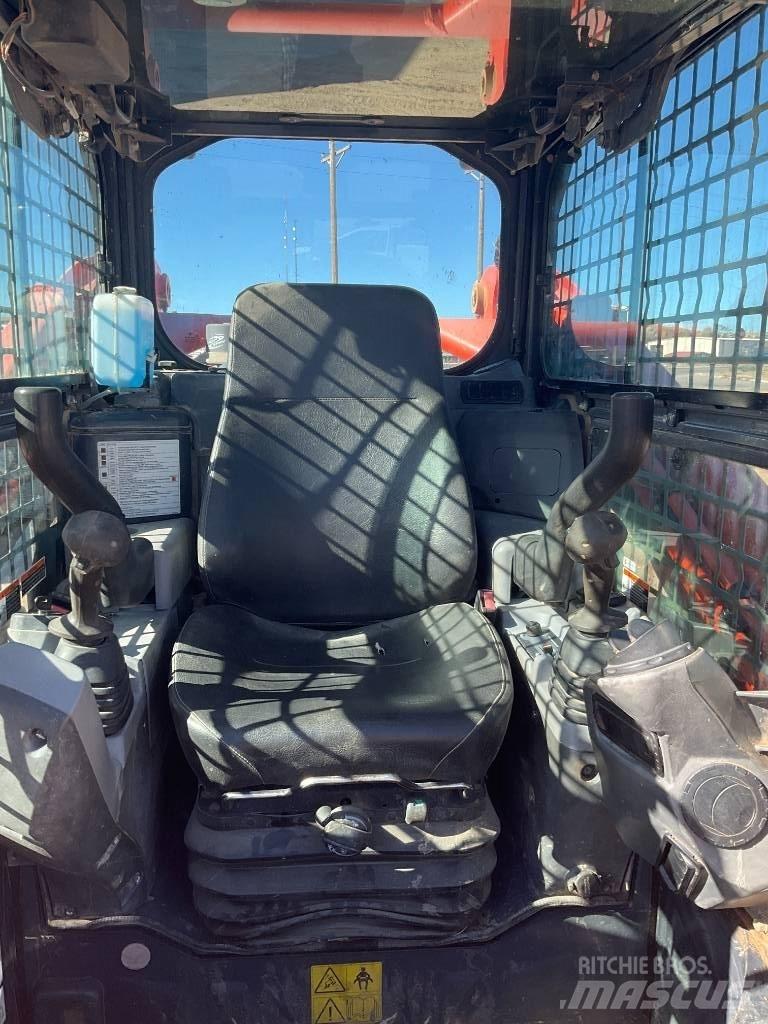 Kubota SVL 95-2 S لوادر انزلاقية التوجيه