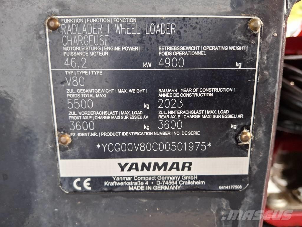 Yanmar V 80 لوادر بعجل