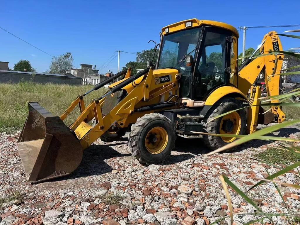JCB 3 CX لوادر ذات جرافات عكسية