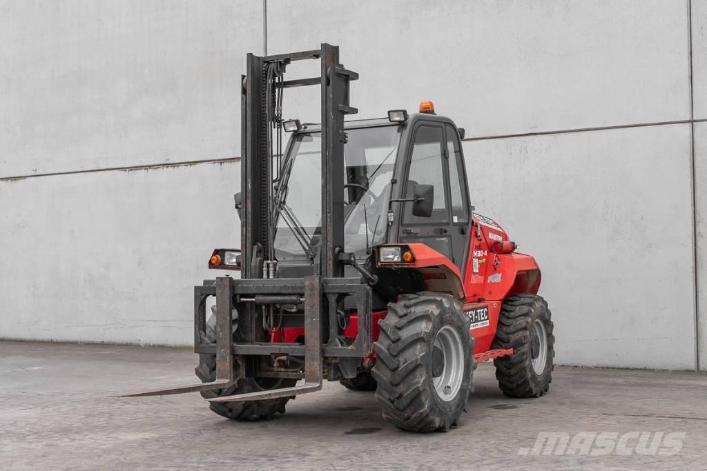Manitou M 30-4 شاحنات الديزل
